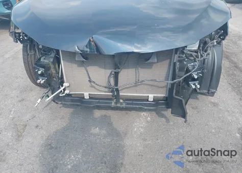 2015 Toyota Camry Xle z USA, uszkodzony, nr VIN 4T1BF1FK6FU899644